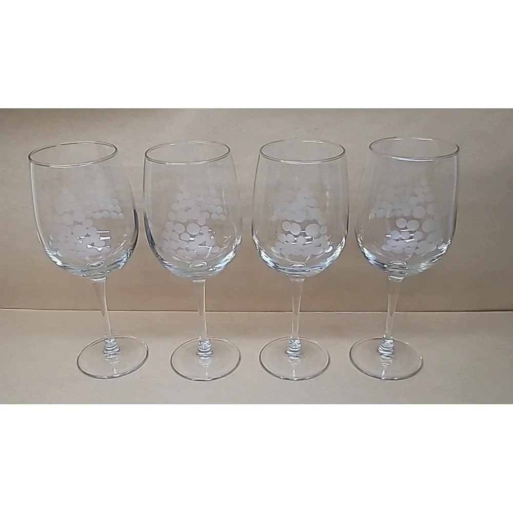 Set of 4 Clear Crystal Stemware Etched Dot Christmas Tree Design Wine Glasses